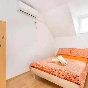 Appartement Bepina- 5 Mins From The Center